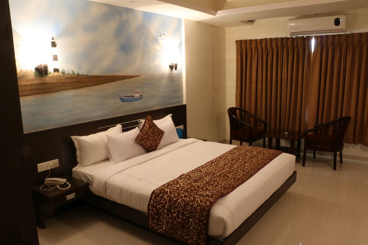 Hotel Reevanta Даман Экстерьер фото