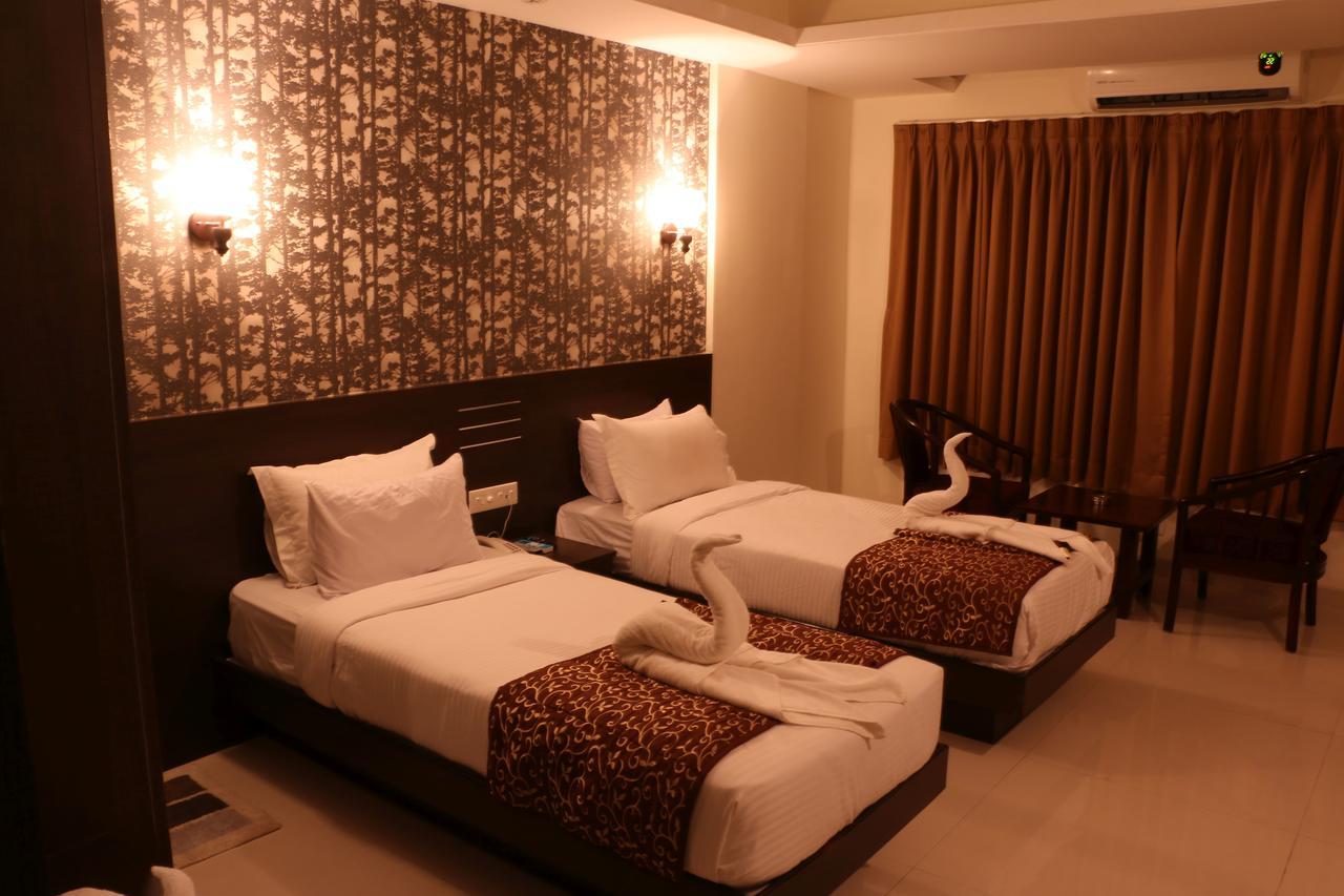 Hotel Reevanta Даман Экстерьер фото